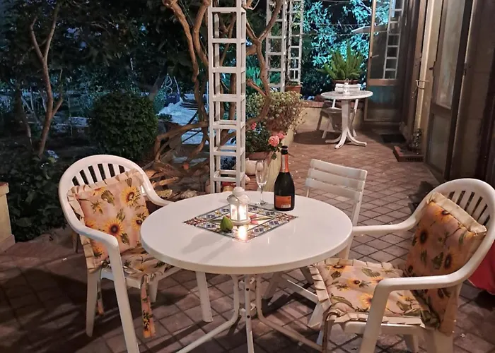 Giardino Al Corso 帕拉佐洛阿克雷伊德